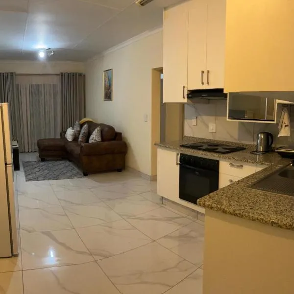 Indumiso Guest House，位于纽卡斯尔的酒店