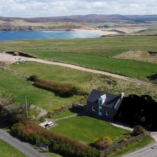 Pentland view croft with a sea view，位于Melvich的酒店
