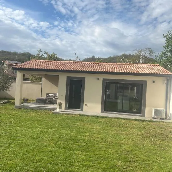 Petite maison au calme，位于贝诺斯特的酒店