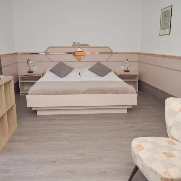 Gasthof Brandlhof，位于Wolfsegg am Hausruck的酒店