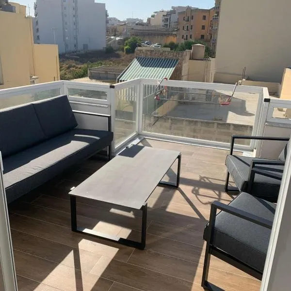 Moon suites，位于圣朱利安斯的酒店