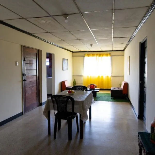 Xios Apartment，位于瓜亚基尔的酒店