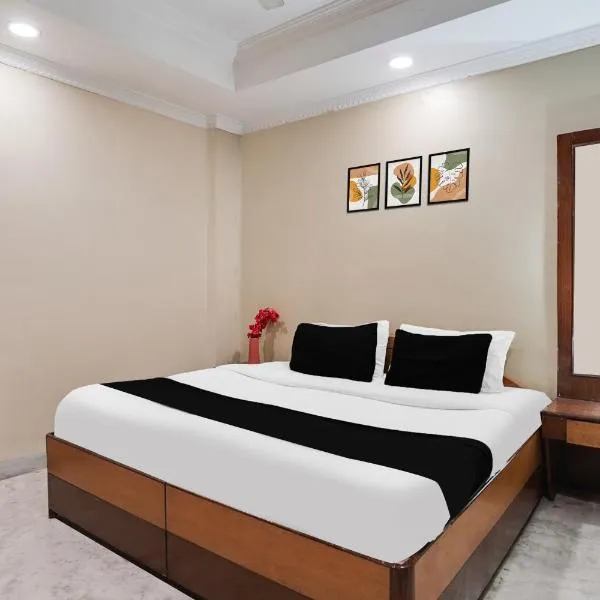 Hotel O Pithampur Formerly Ganga Residency，位于Akolia的酒店