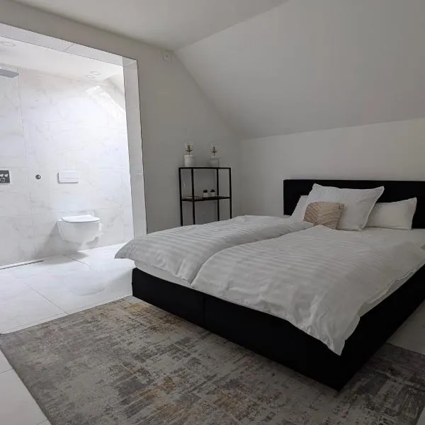 Luxrem 5 Apartments Skyline，位于比尔的酒店