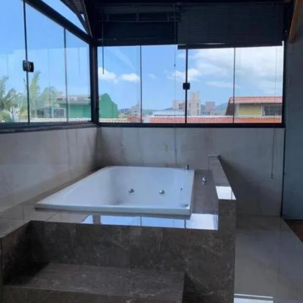 Apartamento 03 - Loft com hidro，位于巴拉奈里奥-坎布里乌的酒店
