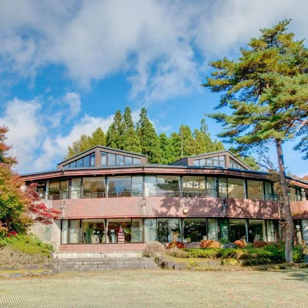 Lake Yamanakako Shuzansou，位于山中湖村的酒店