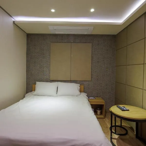 LEBROWN Stay，位于首尔的酒店