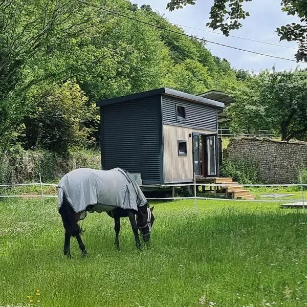 Le Petit Haras de Valmont，位于Valmont的酒店