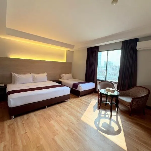 中庭精品酒店，位于曼谷的酒店