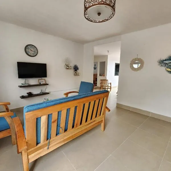 Casa Yemaya Alojamiento Privado con wifi a Pasos de La Calzada，位于格拉纳达的酒店