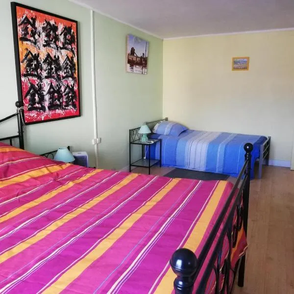 Appartement dans Maison champenoise，位于Vaudes的酒店