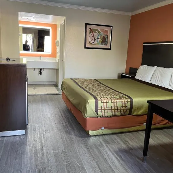 Rivera Inn & Suites Motel，位于皮科里韦拉的酒店