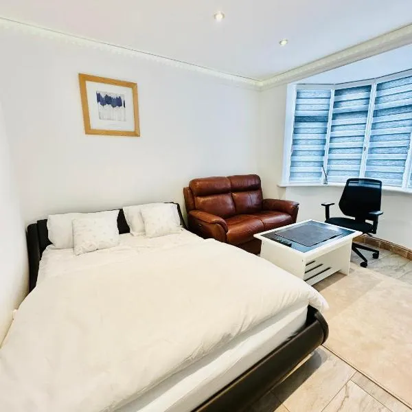 Room in Twickenham stadium London A，位于豪士罗的酒店