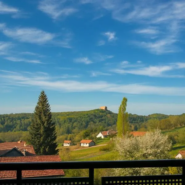 Atemberaubender Riegersburg-Blick & Badeparadies，位于Obertiefenbach的酒店