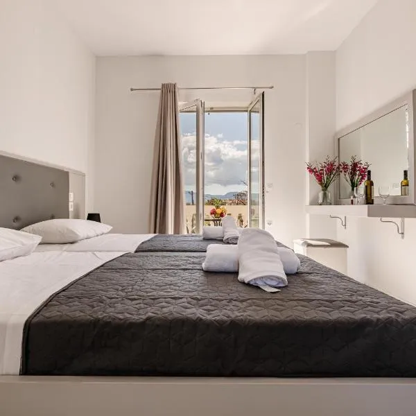 Hector's studios，位于卡拉马孔的酒店