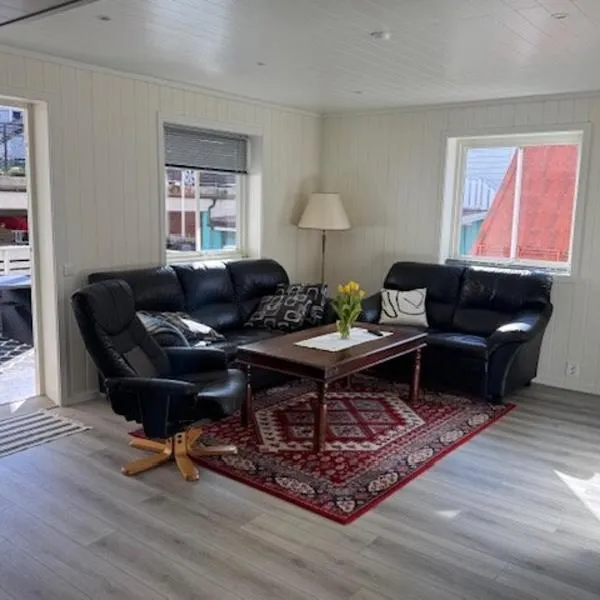 Balestrand Fjordapartments, Holmen 19C，位于巴里斯川的酒店