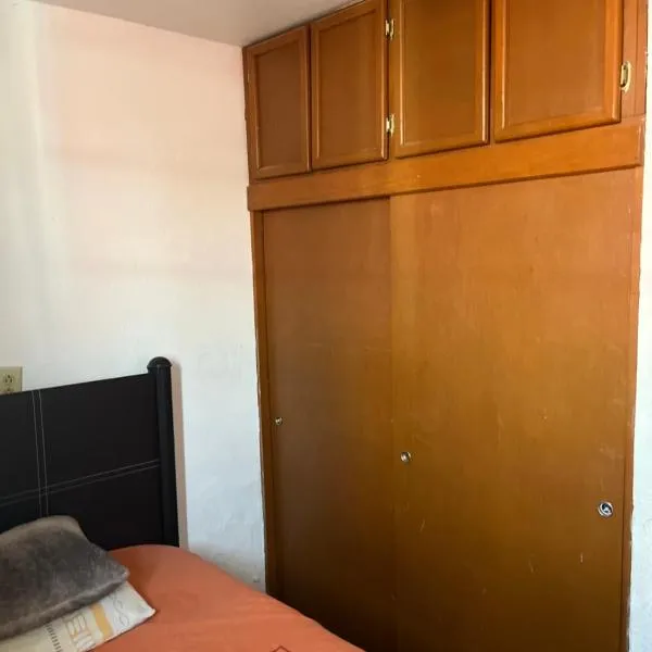 Bardock confortplace，位于托卢卡的酒店