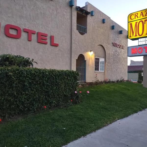 Crzy 8 Motel，位于奥兰治的酒店