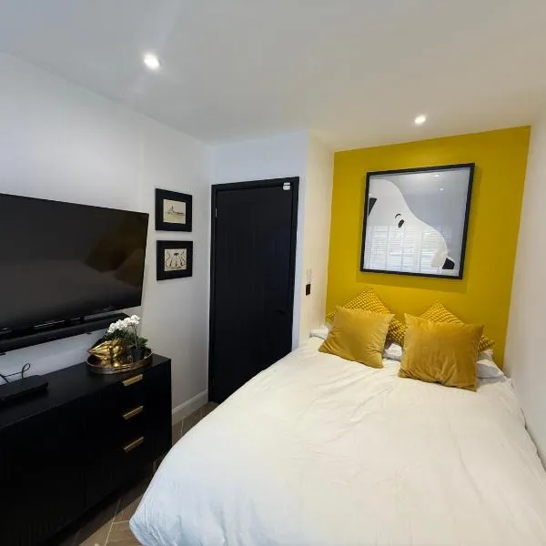 Room with private bathroom in Pocklington，位于波克灵顿的酒店