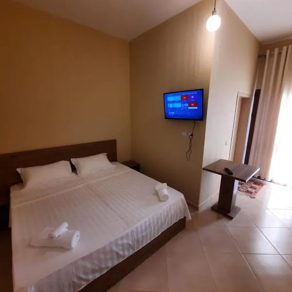 Hotel & Restorant Vjosa，位于Tepelenë的酒店