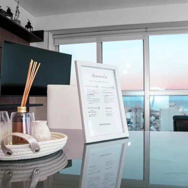 Departamento excelente vista.-，位于里瓦达维亚海军准将城的酒店