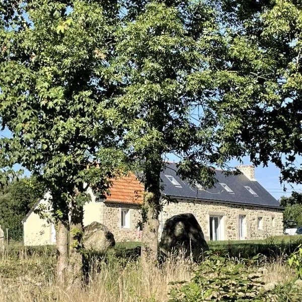 Menhirs et Moutons Ouessant，位于Plouëc-du-Trieux的酒店