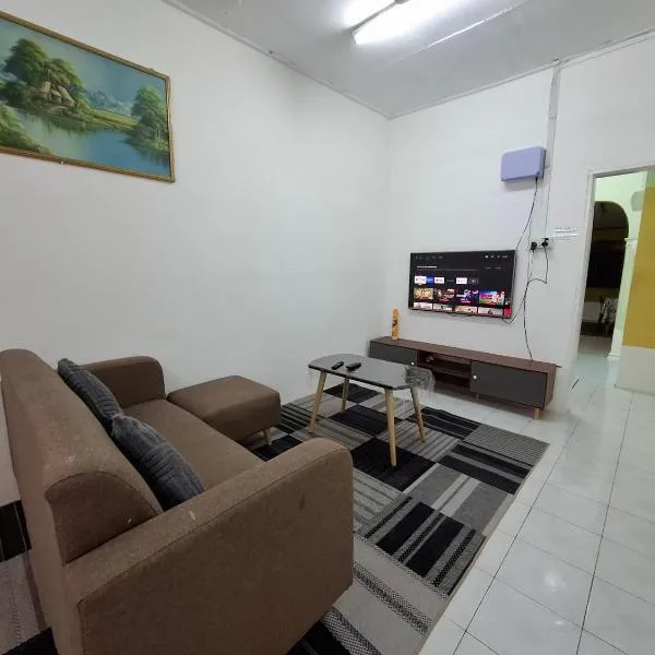 KAMELIA RESTHOUSE - GONG BADAk，位于Kampung Pulai Baharu的酒店