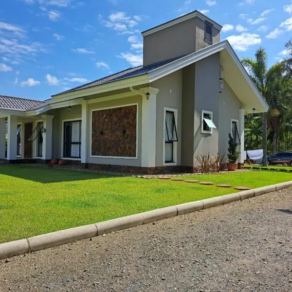 Villa Pomerode Hospedagem，位于波梅罗迪的酒店