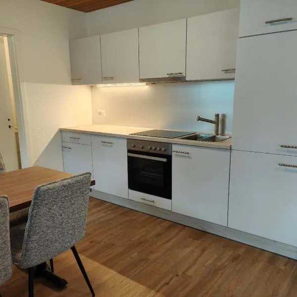 Frutigen Charm - two bedrooms，位于弗鲁蒂根的酒店