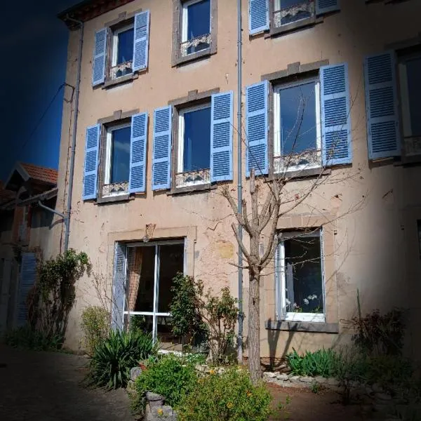 Villa Toscane，位于Saint-Germain-Lembron的酒店
