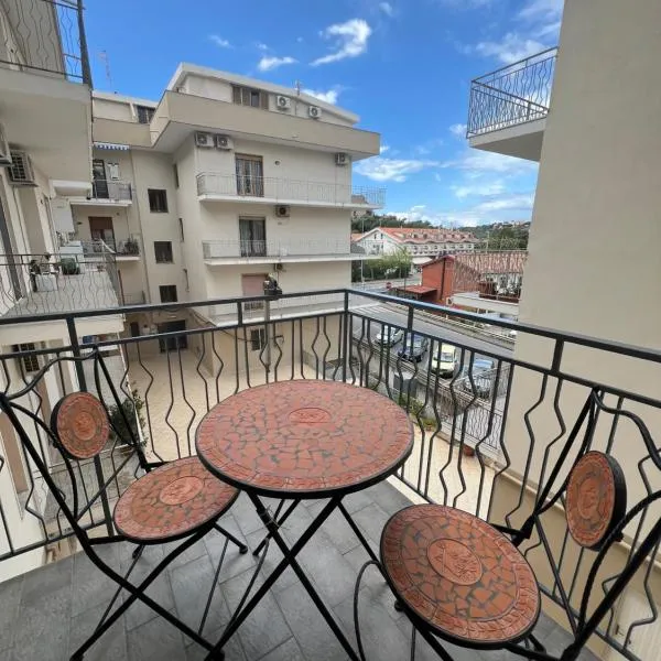 Casa Brezza Marina，位于斯卡莱阿的酒店