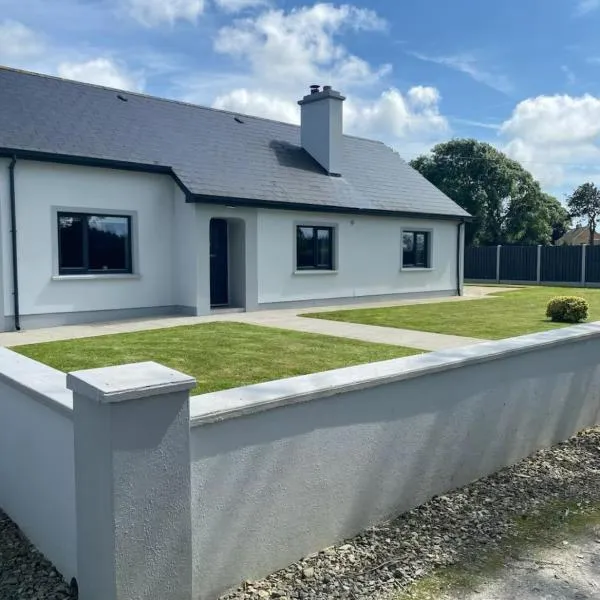 Paddys Cottage，位于Teach Munna的酒店