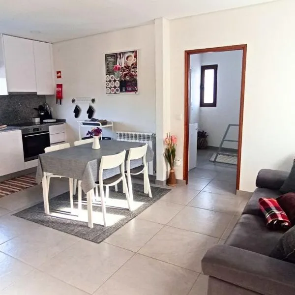Casa da Laija - Andar de Moradia - Gerês - Vistas rio，位于吉尔斯的酒店