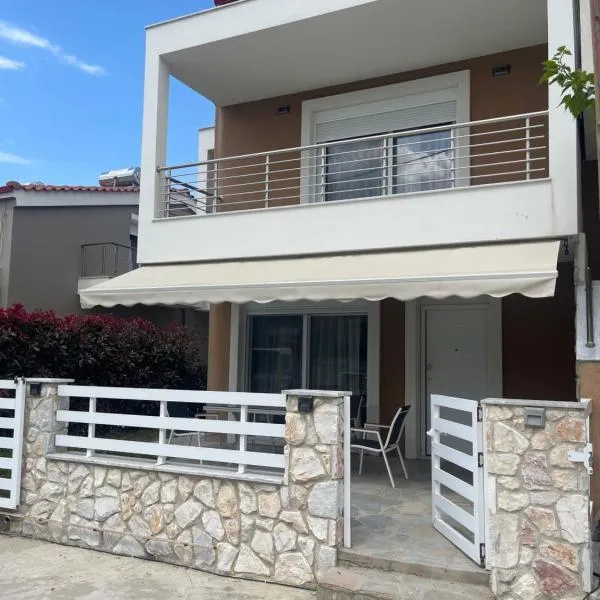 Lina Home，位于尼基季的酒店