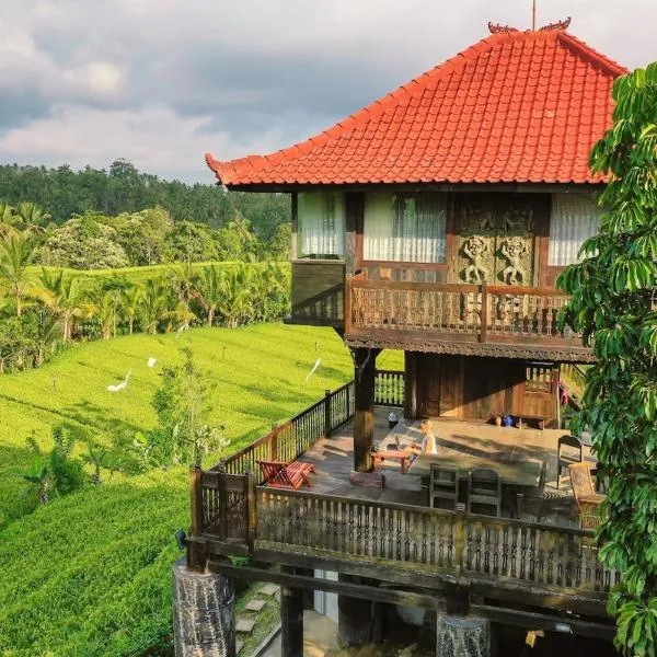 The Ravaya Arim Villa -Peaceful, Romantic, Natural，位于Blimbing的酒店
