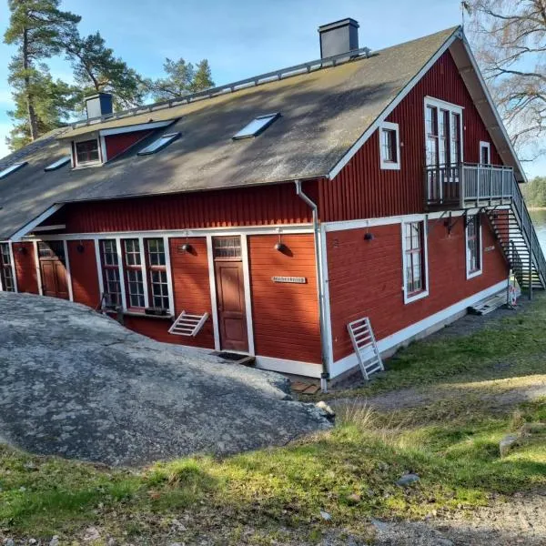 Siaröfortet，位于Ljusterö的酒店