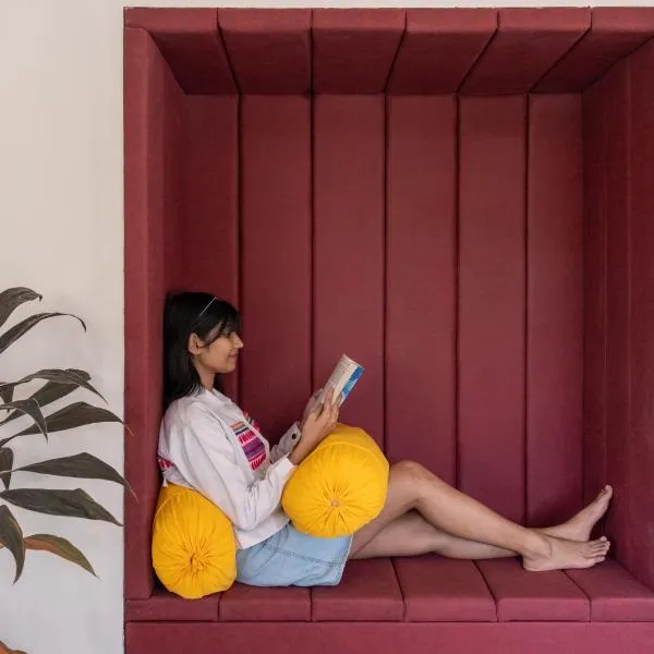The Hosteller Jaipur, MI Road，位于斋浦尔的酒店
