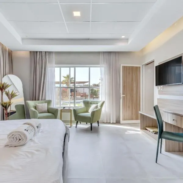 Ras alkhaimah Farmstay Mountain view Pool BBQ Kids area，位于富查伊拉的酒店