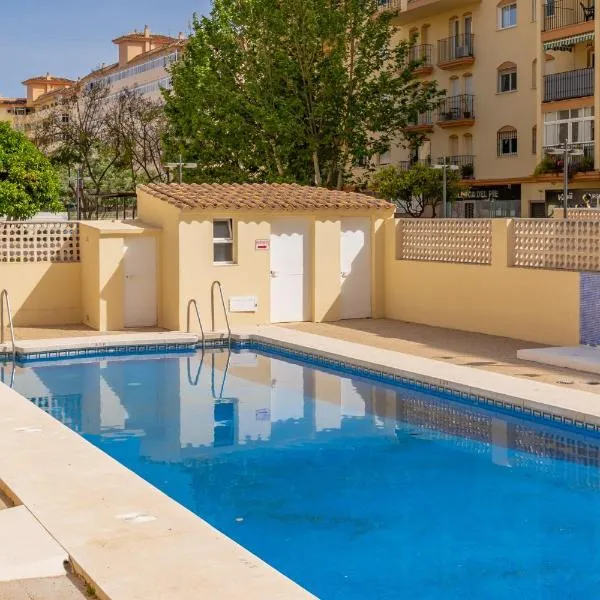 Piso Vacaciones En Fuengirola，位于福恩吉罗拉的酒店