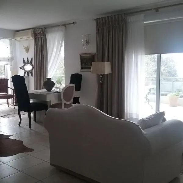 Luxury Apartment with Sea View!，位于帕特雷的酒店