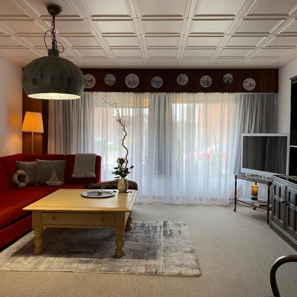 PrivArtZimmer 'Ausfahrt freihalten'，位于胡苏姆的酒店