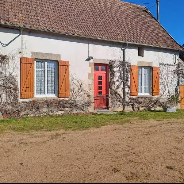 Maison avec vue sur la campagne，位于Viersat的酒店