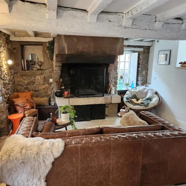 Charmante, maison de village, plage à proximité，位于圣叙利阿克的酒店