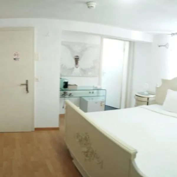 Zimmer corse 08，位于库尔的酒店