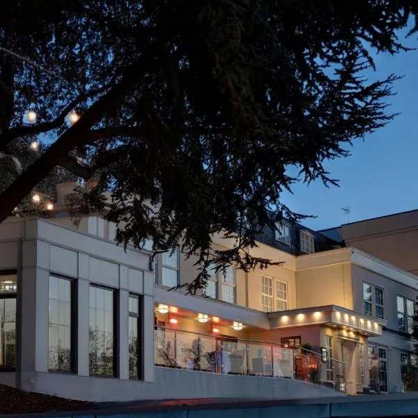 Crowne Plaza East Midlands Airport by IHG，位于德比的酒店