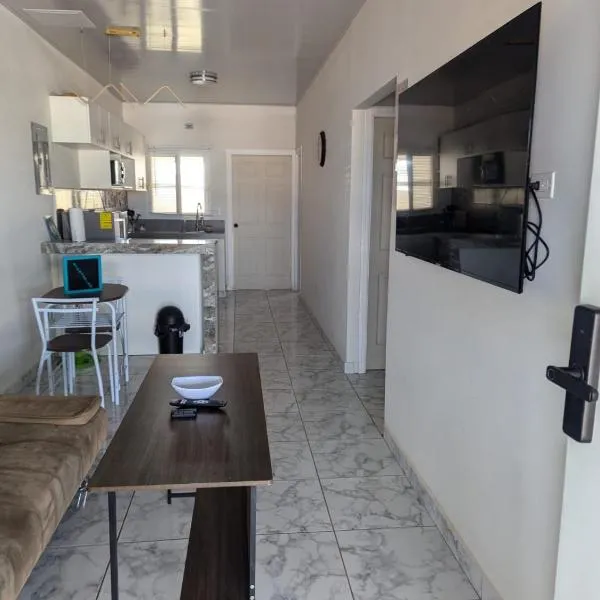 3 minutos de Mall Las Cascadas Apartamento de 2 cuartos completo，位于特古西加尔巴的酒店
