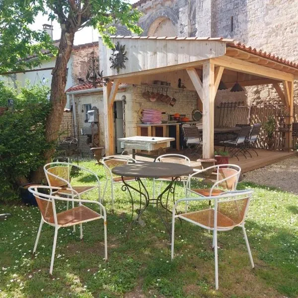 le vieux prieure，位于Cressé的酒店