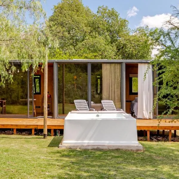 Cabañas con jacuzzi privado y vistas al cerro Champaquí，位于圣哈维尔的酒店