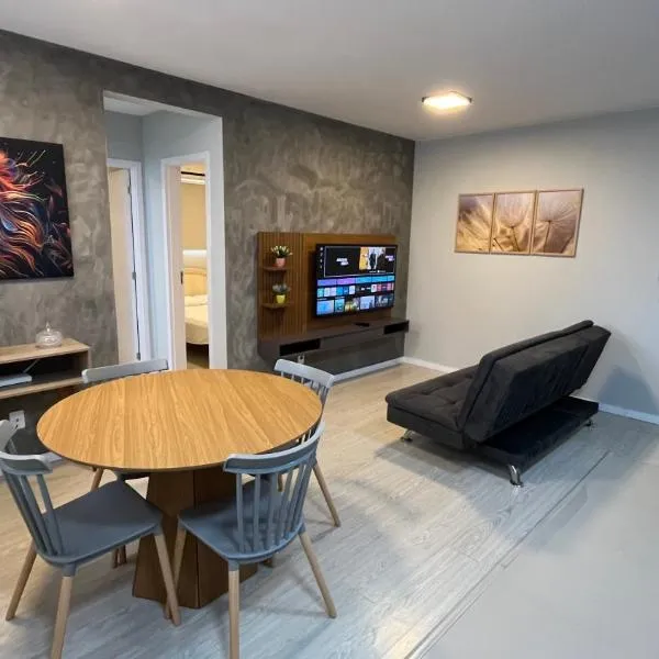 Apartamento semi-Novo Litoral Itajaí Sc，位于伊达贾伊的酒店