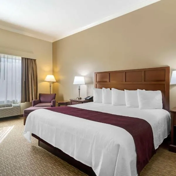 Best Western Plus Grapevine Inn,位于Sunnyside的酒店